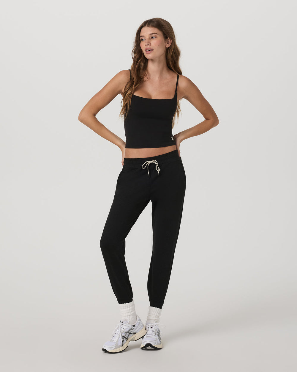 Performance Jogger Black Heather Sweatpants | Vuori sale