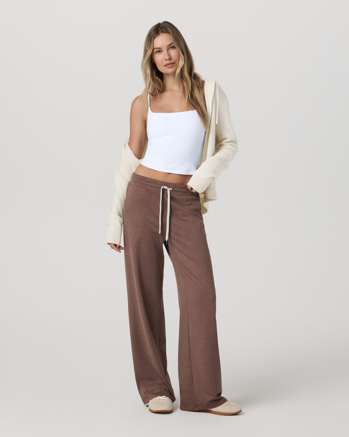 Halo Essential Wideleg Pant Women's Sable Heather Pant | Vuori outlet