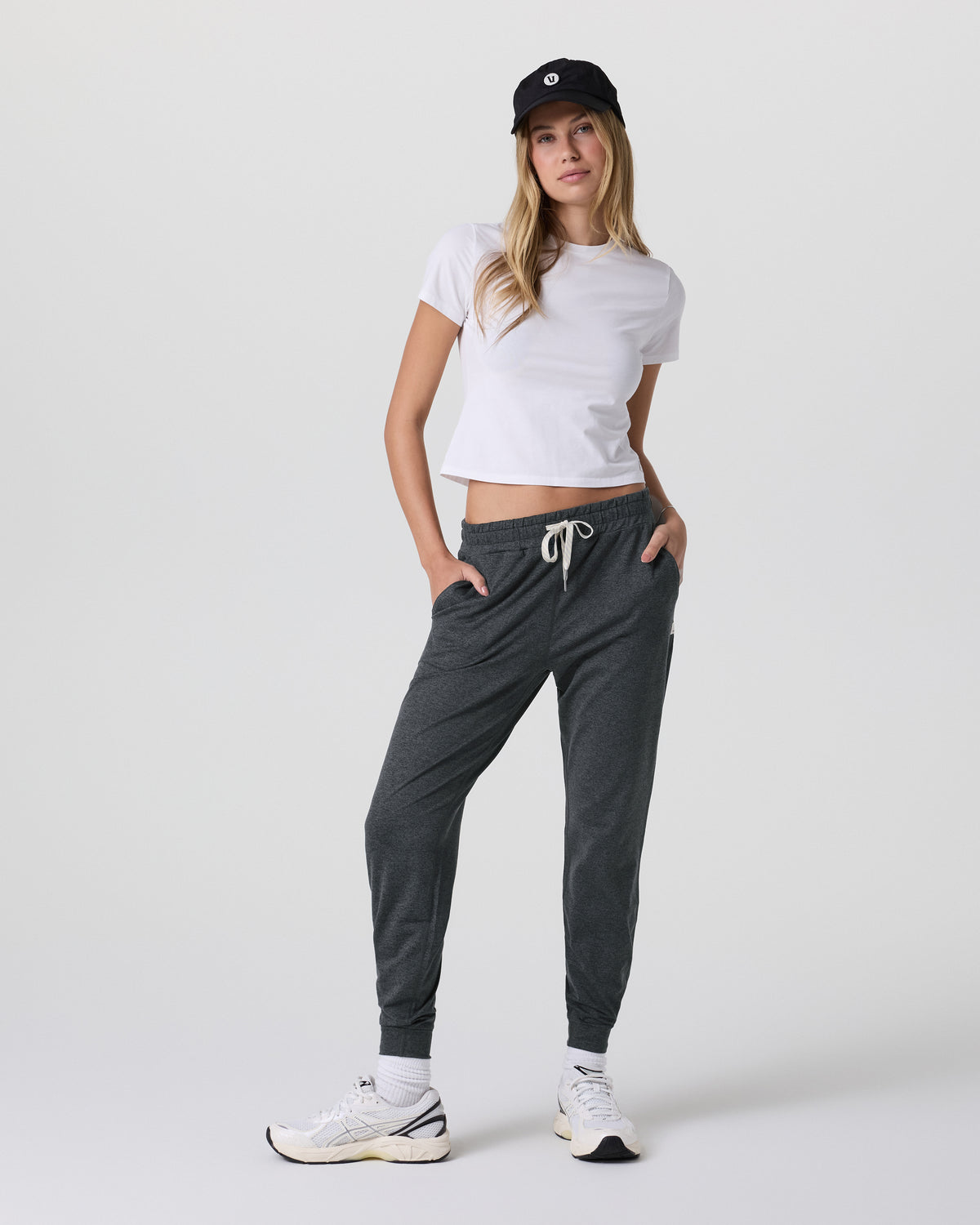 Performance Jogger - Long Charcoal Grey Sweatpants | Vuori discount