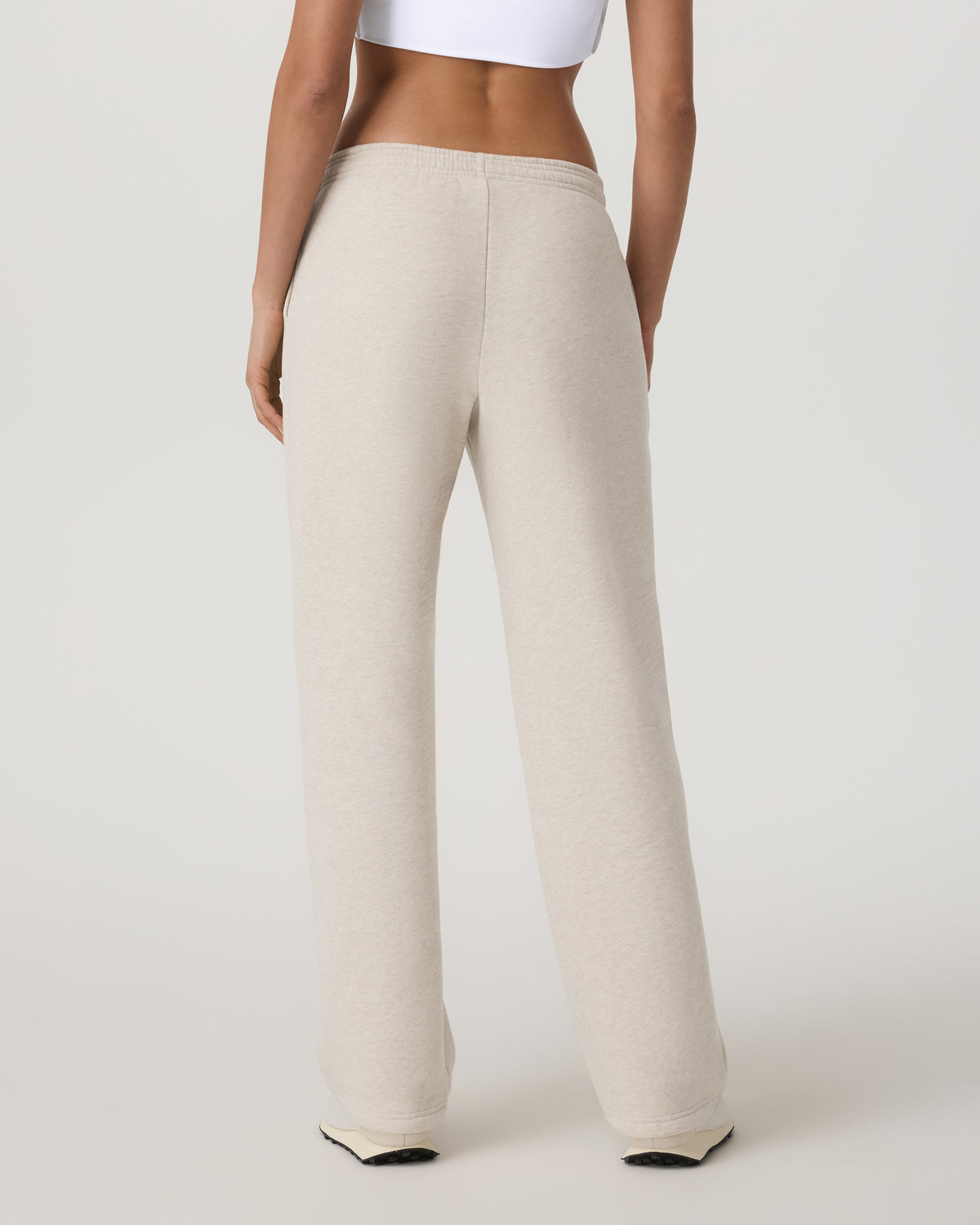 Women's Restore Straight Leg Sweatpant Bone Heather | Vuori outlet
