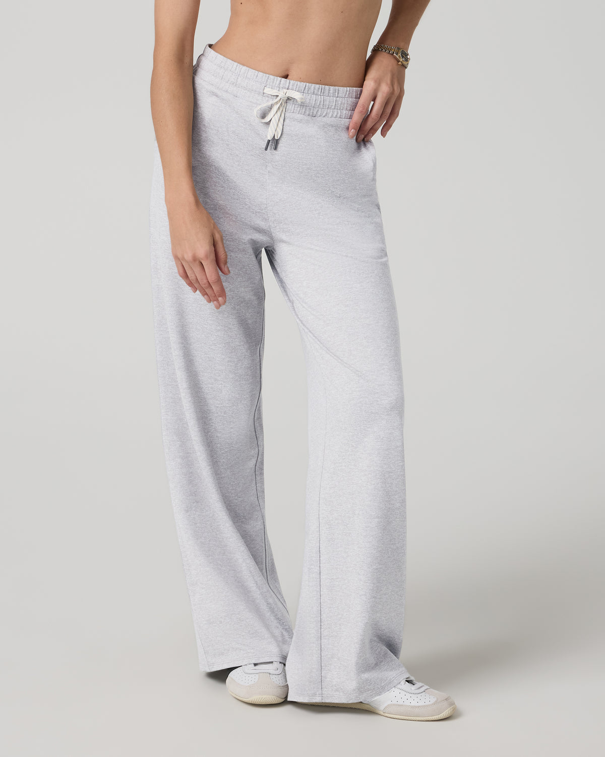 Halo Essential Wideleg - Short Women's Pale Grey Pants | Vuori sale