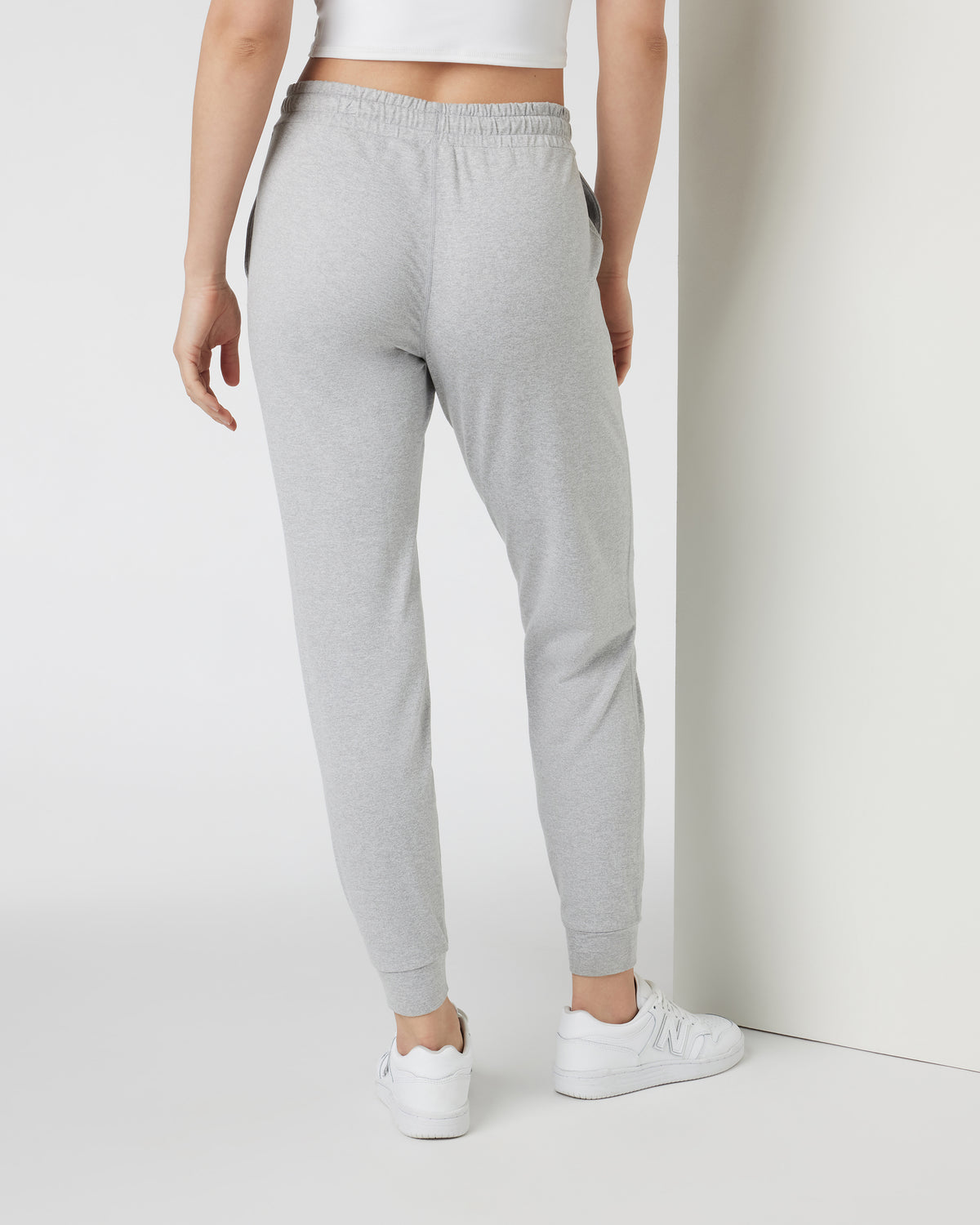 Performance Jogger - Long Tall Pale Grey Joggers | Vuori online