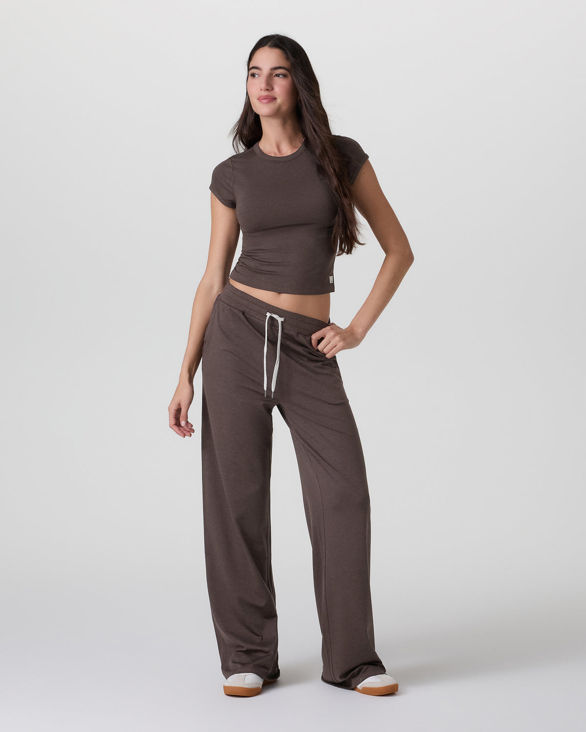 Halo Essential Wideleg Pant - Long Java Heather | Vuori shop