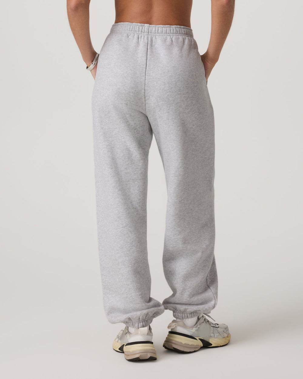 Women's Restore Classic Sweatpant - Short Pale Grey | Vuori discount