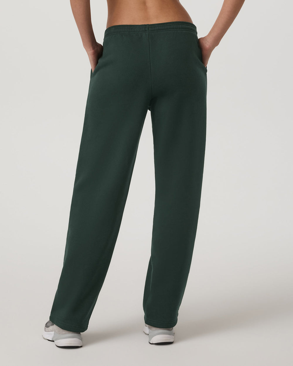 Restore Straight Leg Sweatpant Women's Evergreen Pants | Vuori outlet