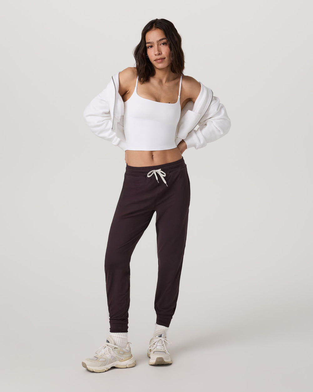Performance Jogger - Long Women's Raisin Joggers | Vuori onsale