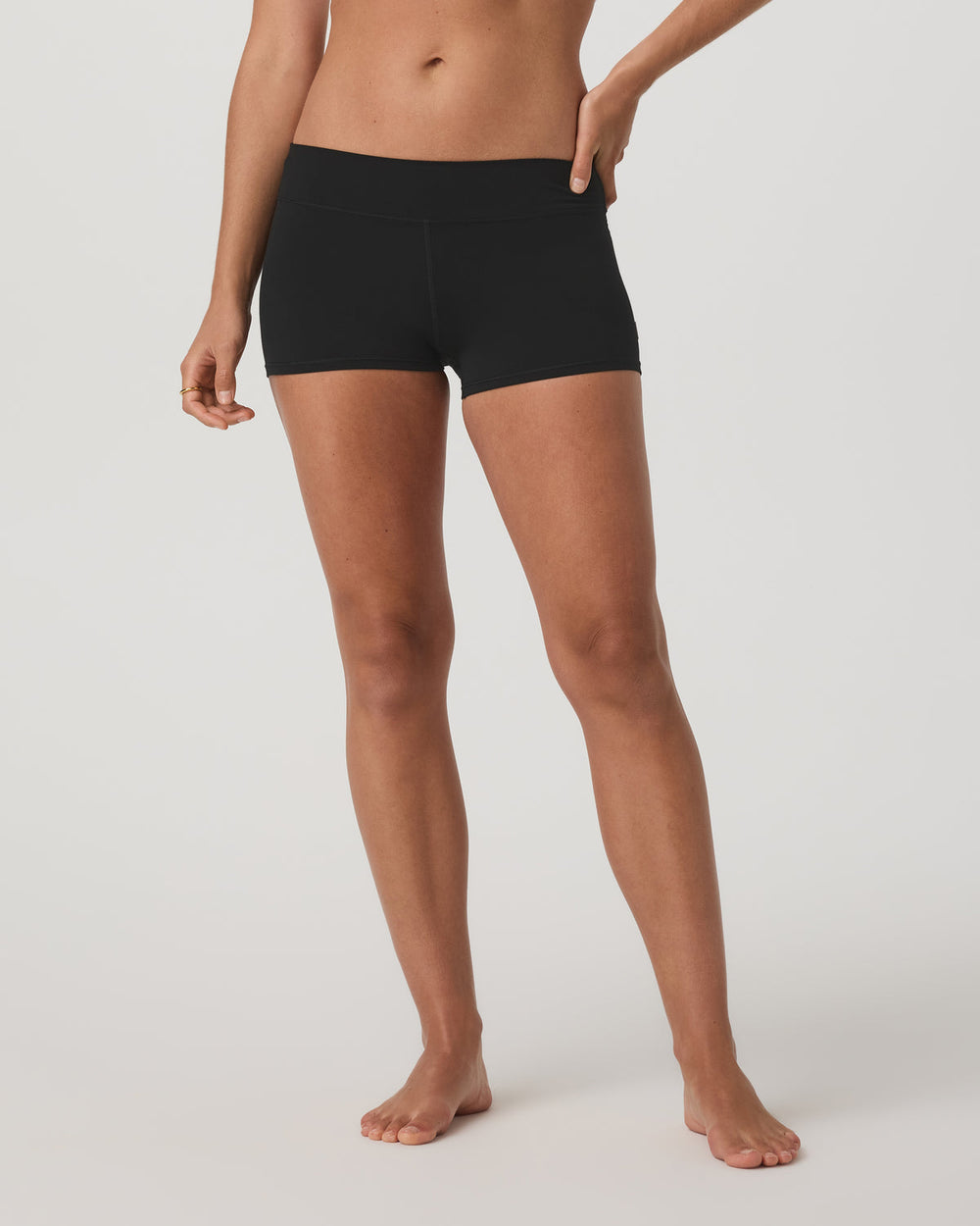 Vuori AllTheFeels™ LR Shorty Women's Black Shorts | Vuori for sale
