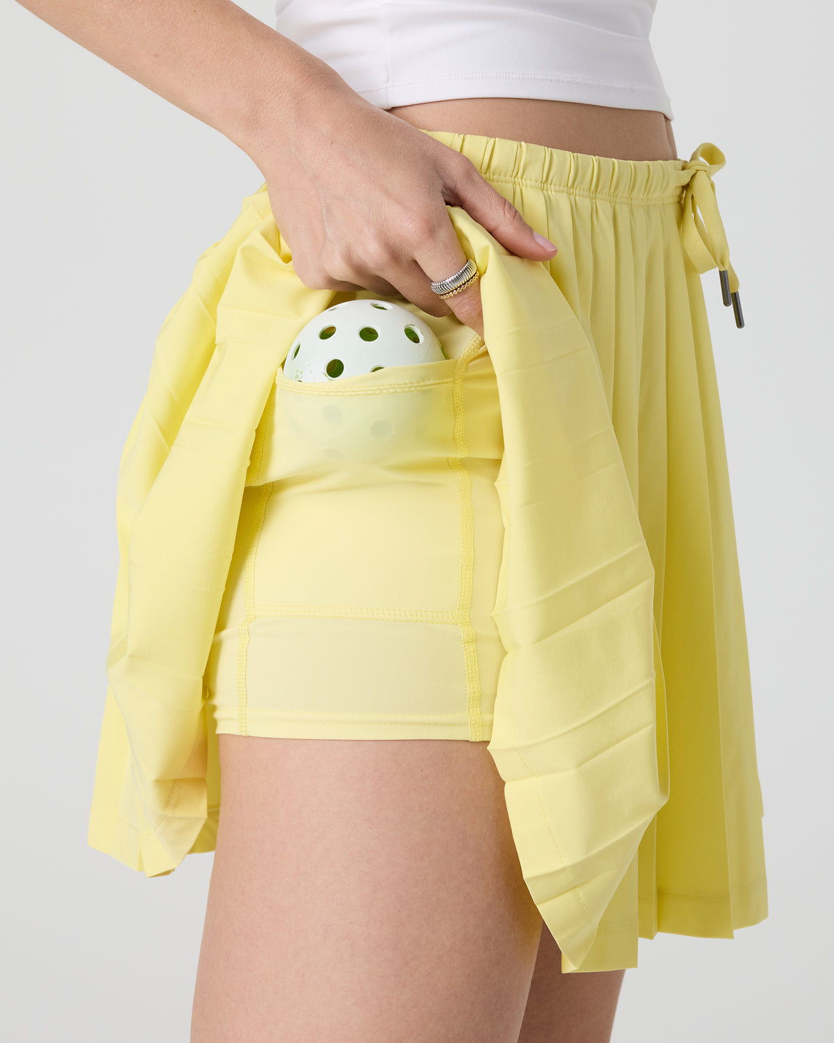 Clementine Pleated Skirt 15" Sunlight | Vuori online