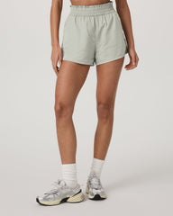 Dash Elevate Short Women's Talc Fitness Shorts | Vuori shop