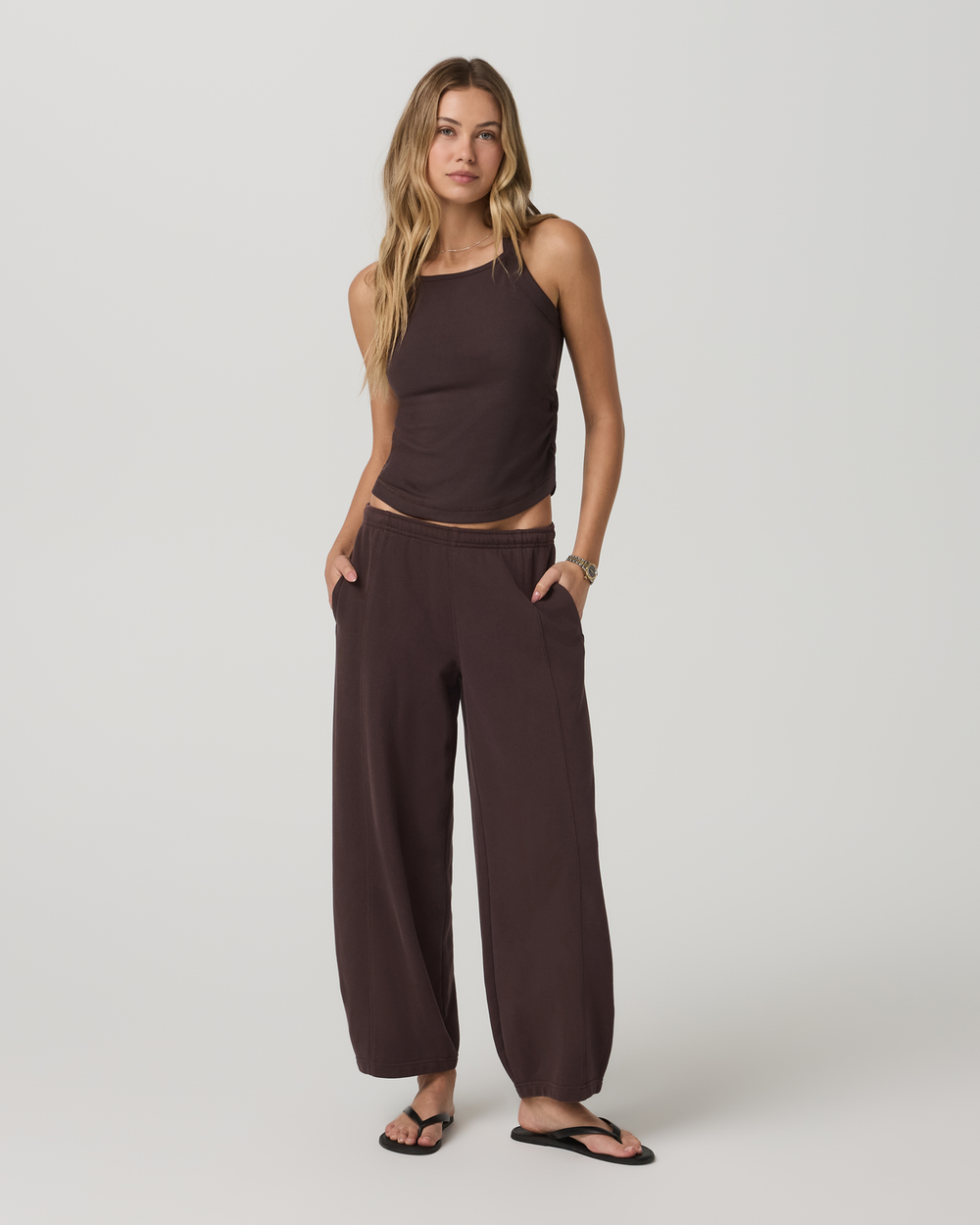 Pose Cooper Tank Women's French Roast Tank Top | Vuori onsale