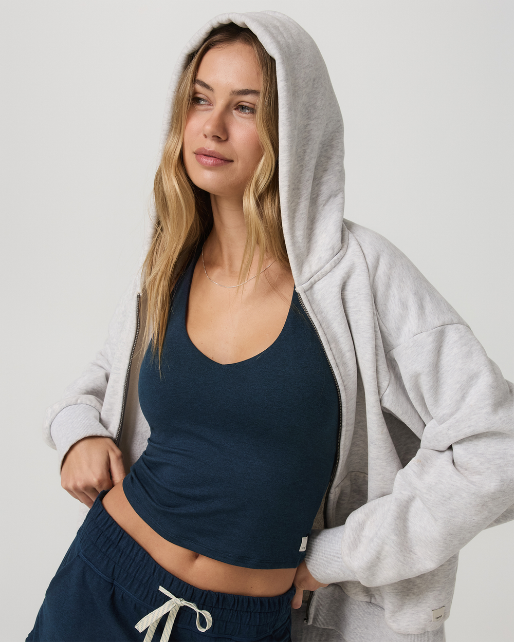 Halo Performance Crop Tank 2.0 Blue Coast Heather Top | Vuori onsale