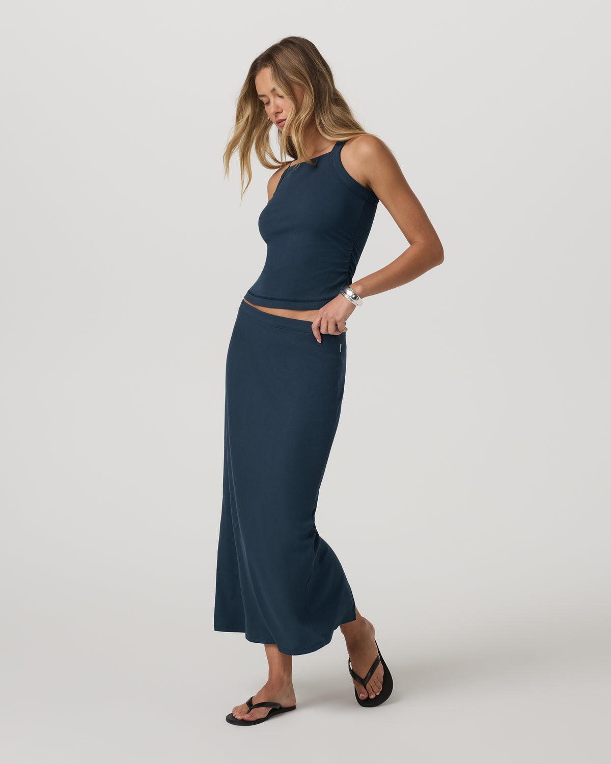 Pose Cooper Tank Women's Ocean Blue Tank Top | Vuori online