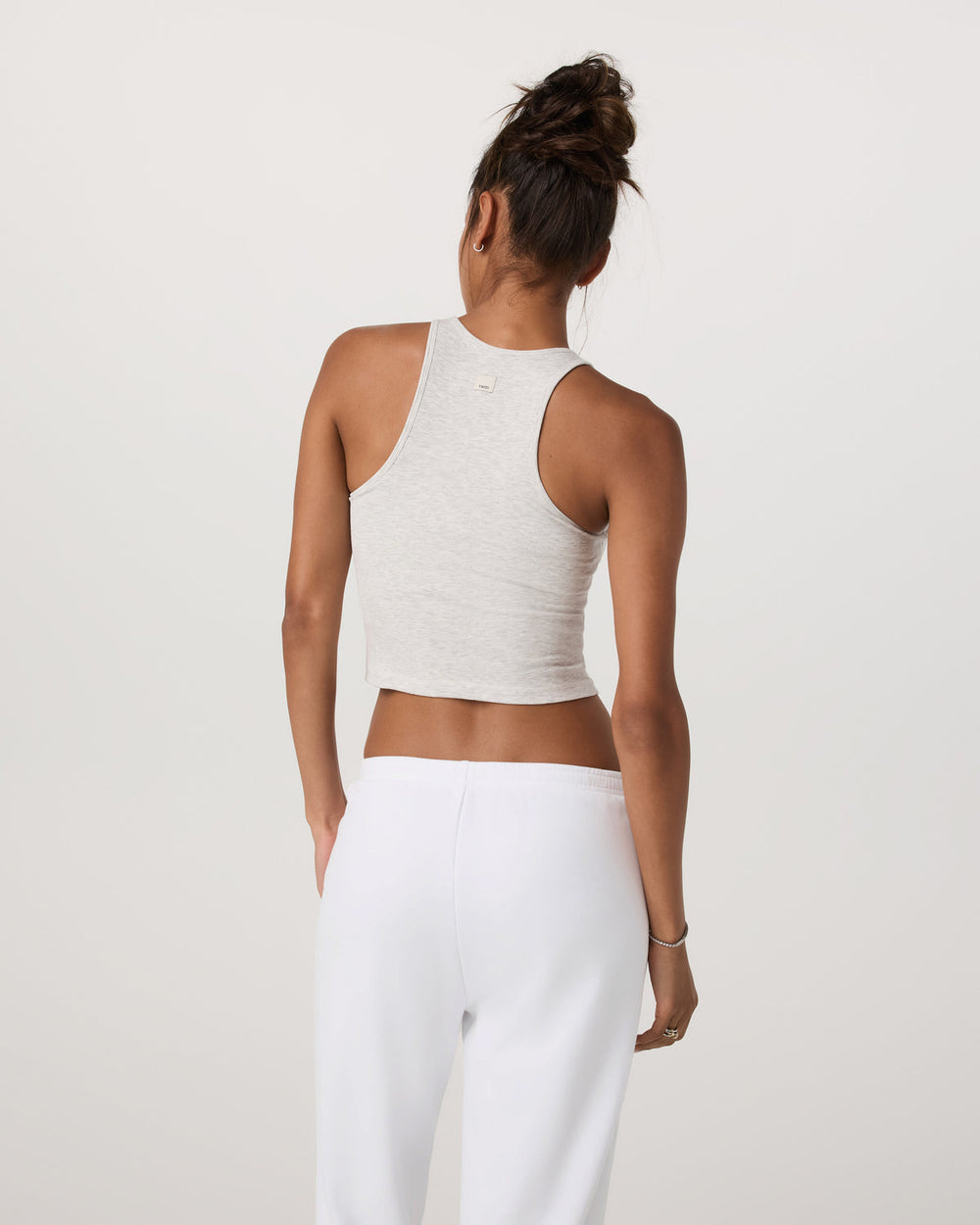 Pose Plyo Tank White Rib Tank Top with Built in Bra | Vuori outlet