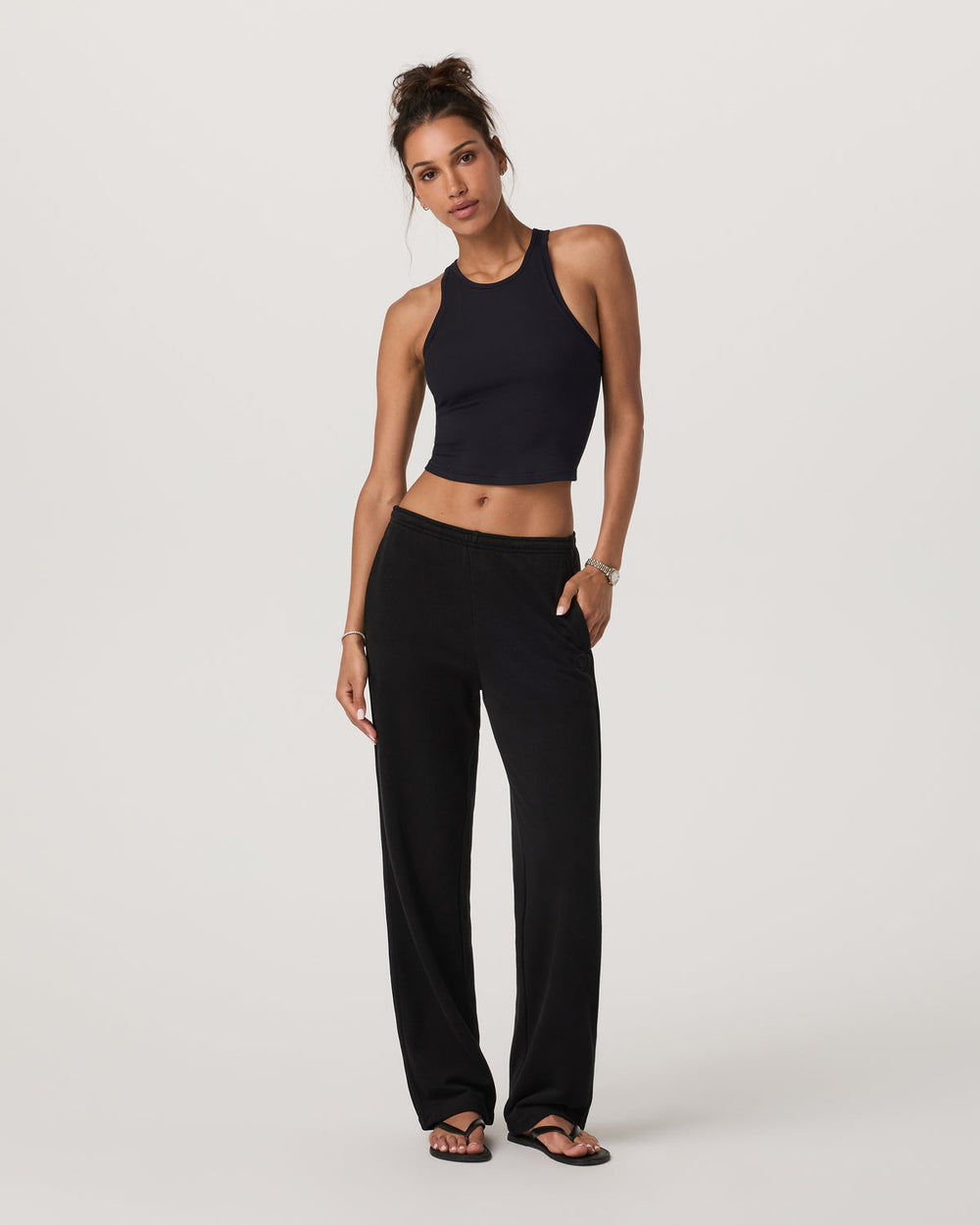Pose Plyo Tank Black Crop Tank Top with Built in Bra | Vuori shop