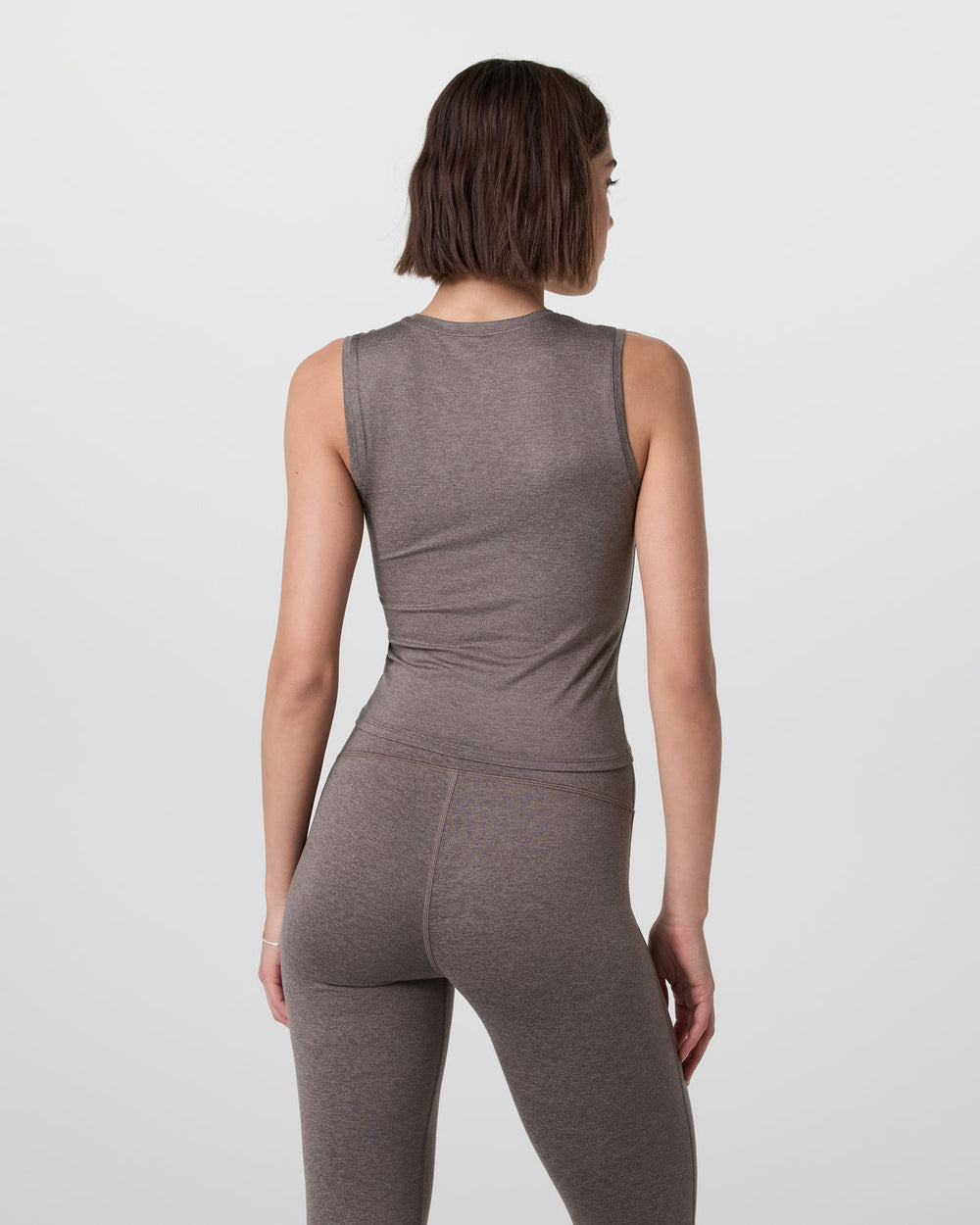 Halo Essential Scoop Tank Chia Heather | Vuori online