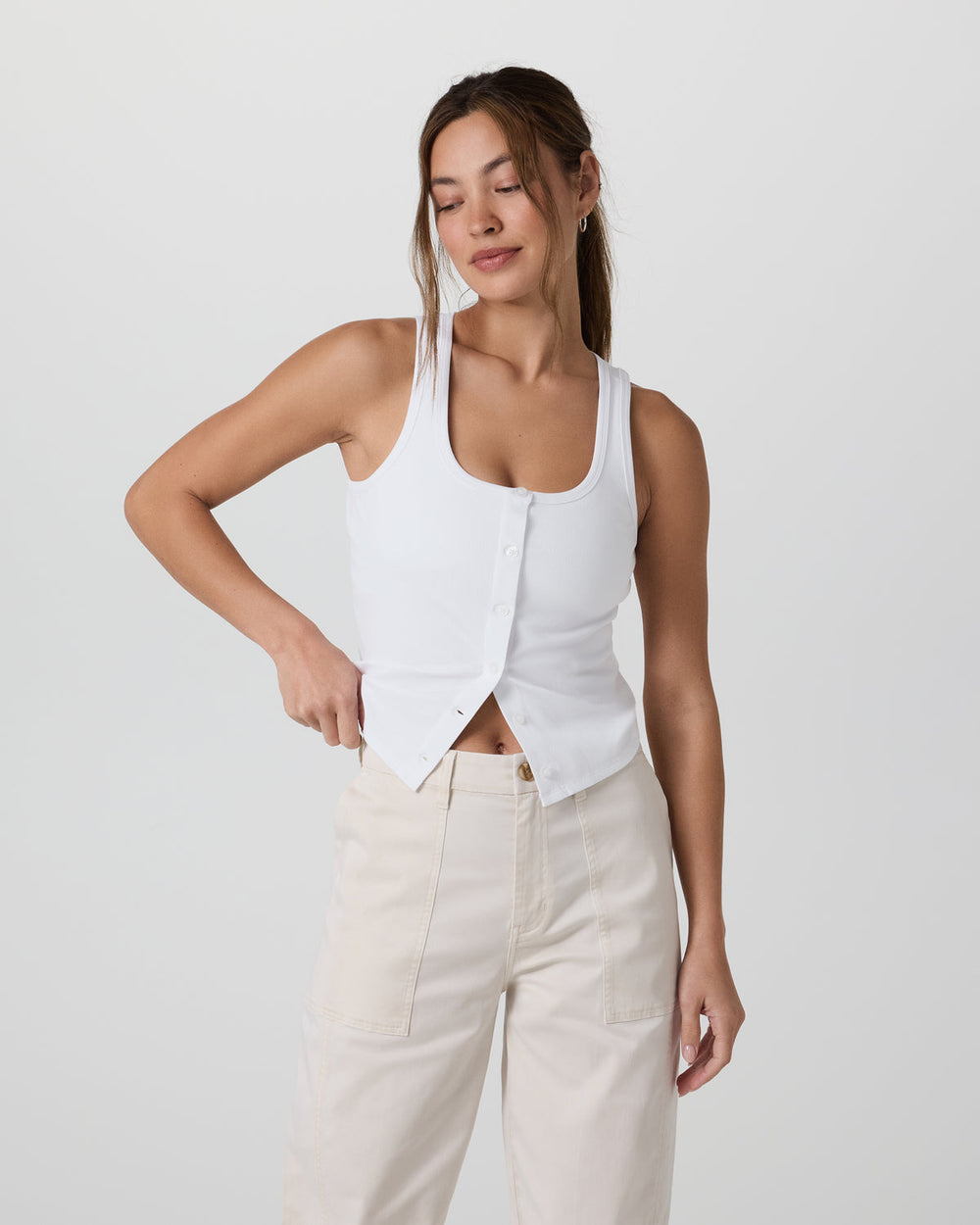 Pose Cardigan Tank White | Vuori onsale