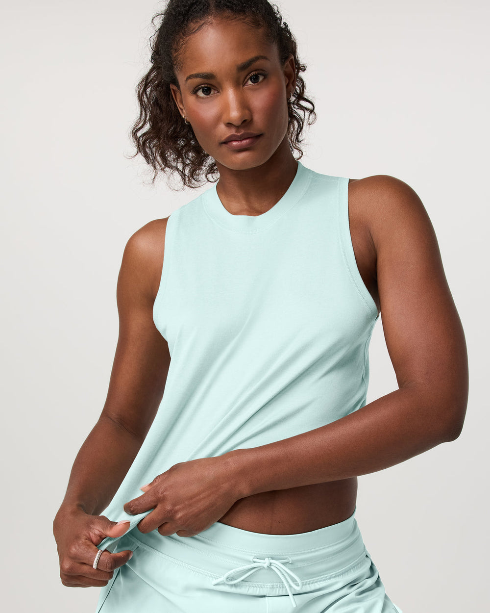 Energy Top - Long Women's Spearmint Heather Tank Top | Vuori online
