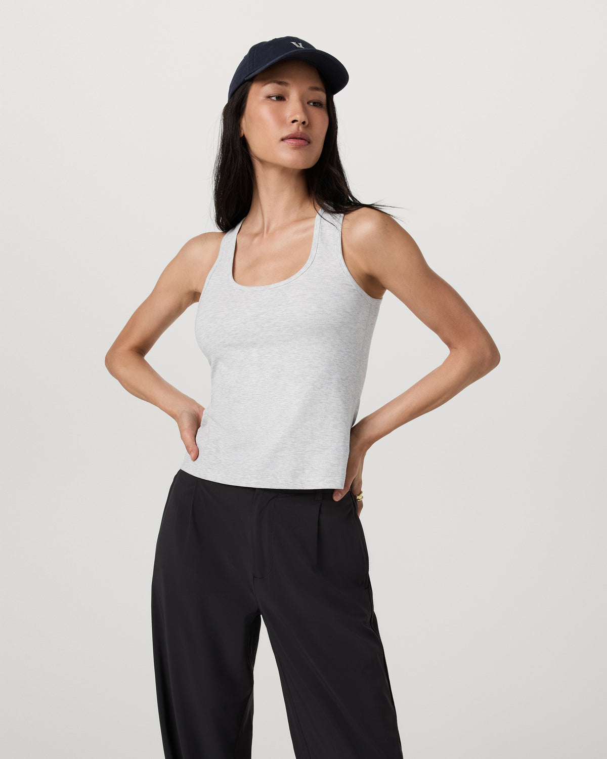 Pose Layering Tank Women's White Heather Grey Tank Top | Vuori outlet