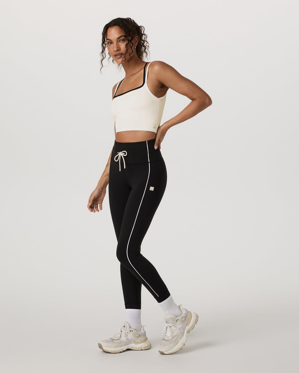 Daily Layered Tank Women's Marshmallow Performance Top | Vuori outlet