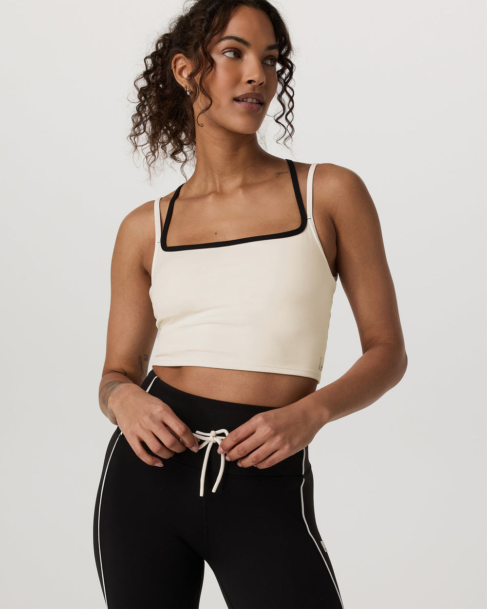 Daily Layered Tank Women's Marshmallow Performance Top | Vuori outlet