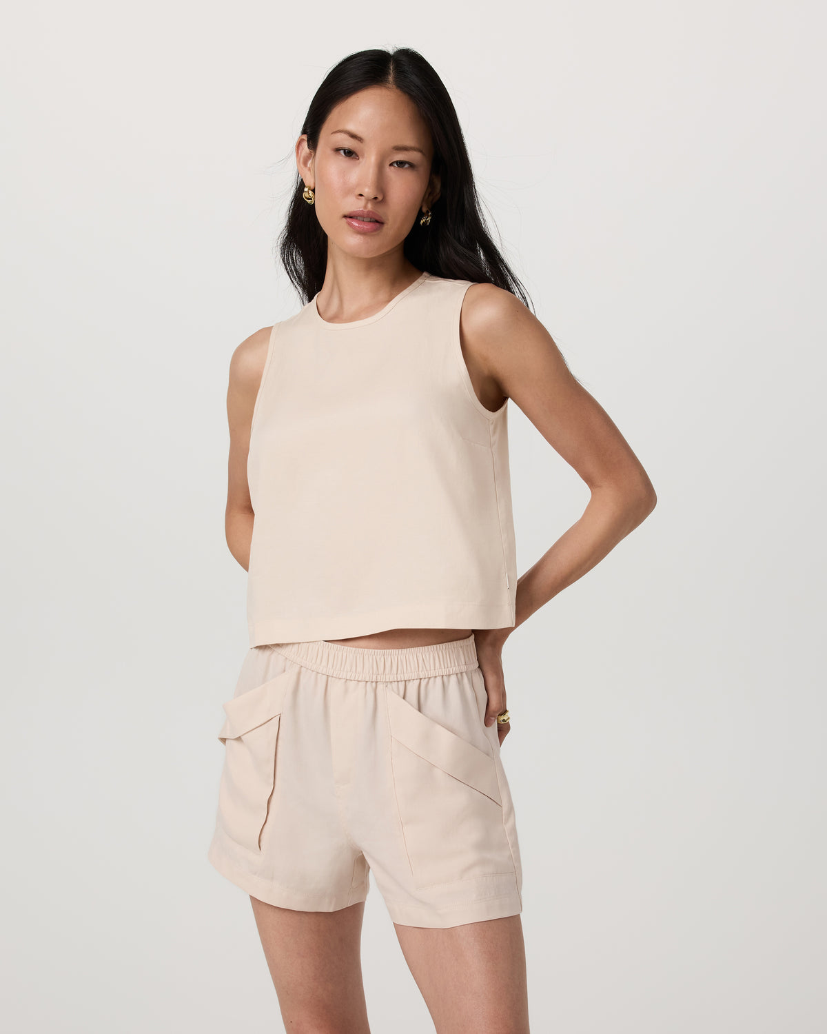 Trestles Twill Crop Tank Women's Sand Dollar Tank Top | Vuori shop