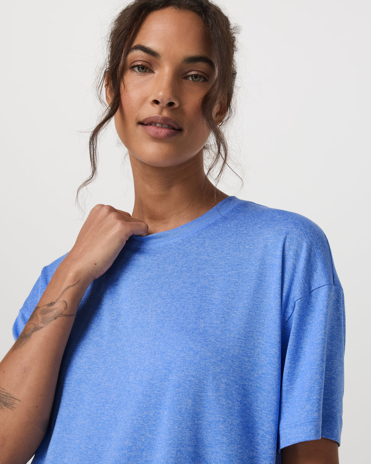 Energy Tee Long Women's Riviera Blue Heather Tee Shirt | Vuori onsale