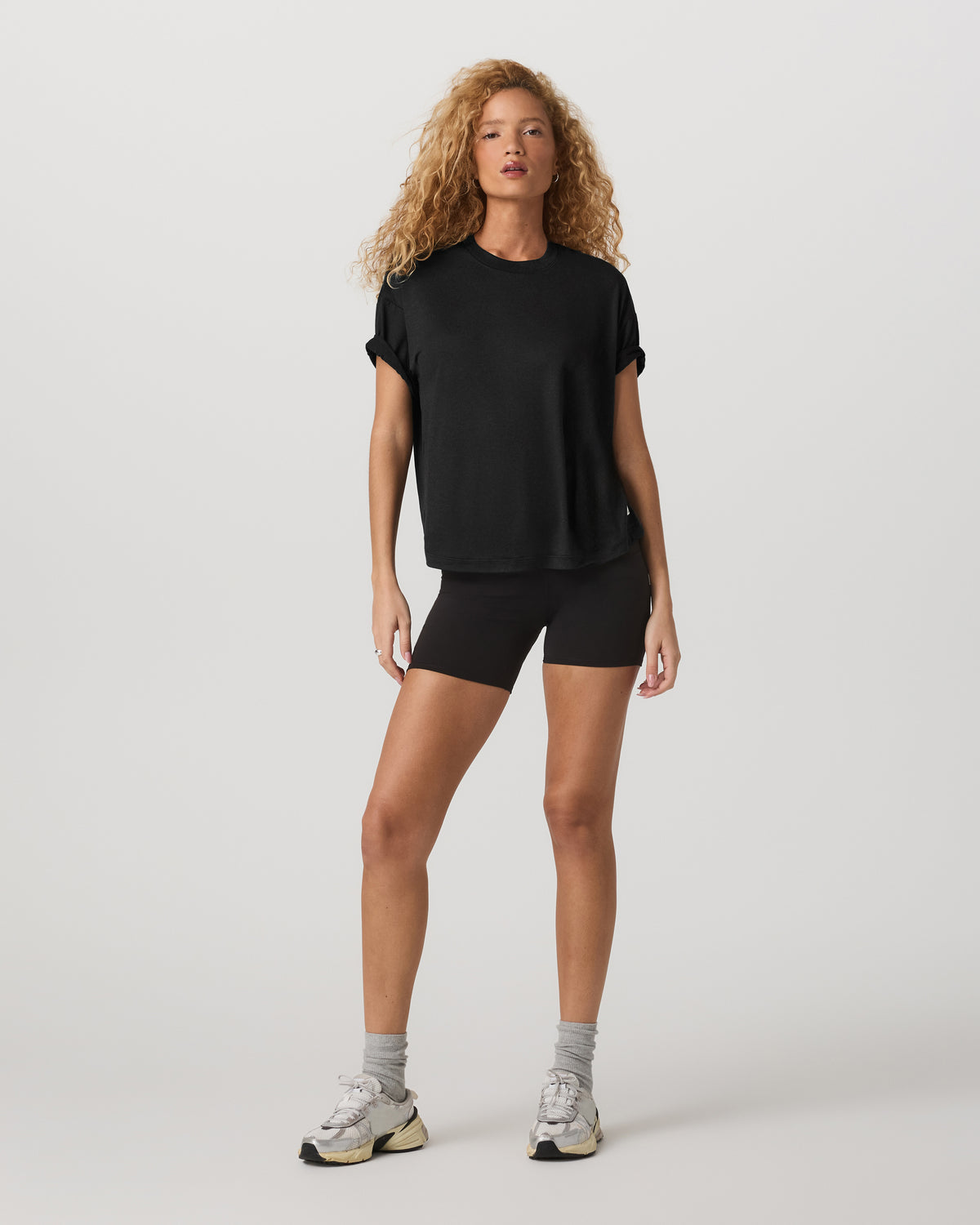 Energy Long Tee Women's Black Heather Fitness Tee Shirt | Vuori sale