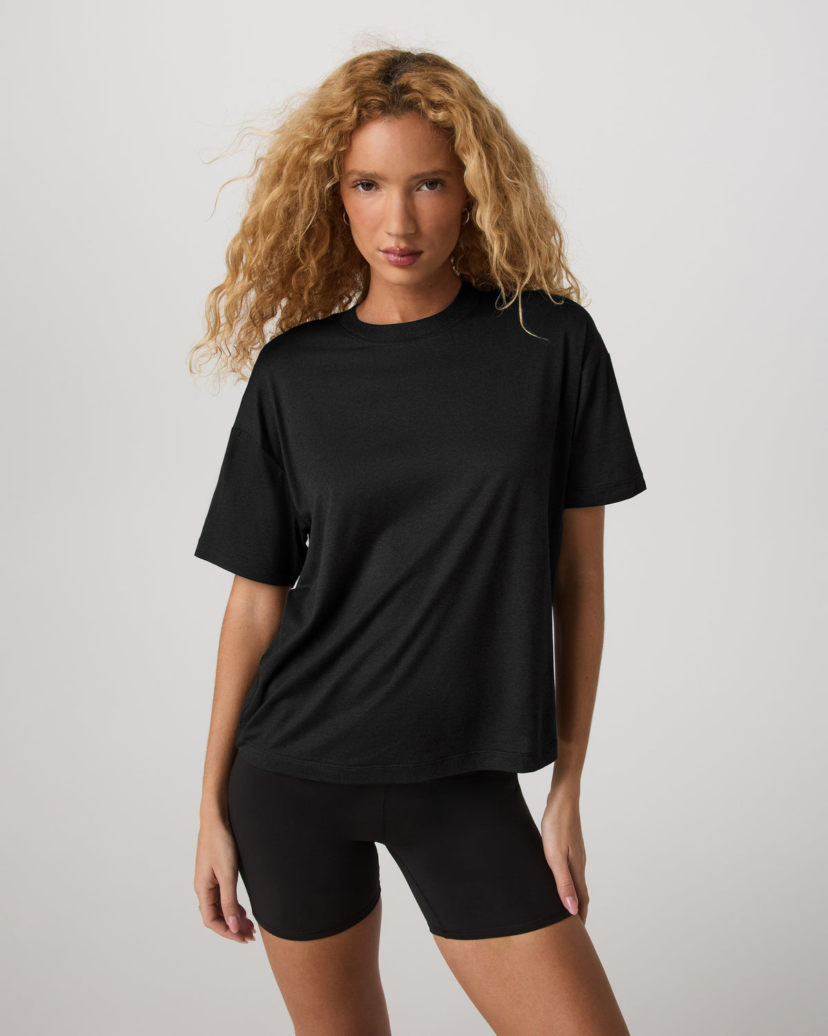 Energy Long Tee Women's Black Heather Fitness Tee Shirt | Vuori sale