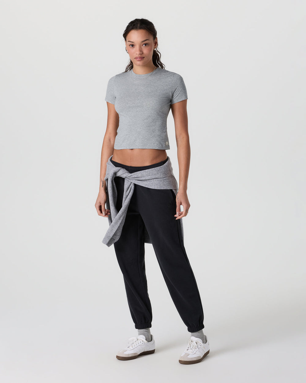 Feather Baby Tee Light Heather Grey | Vuori onsale