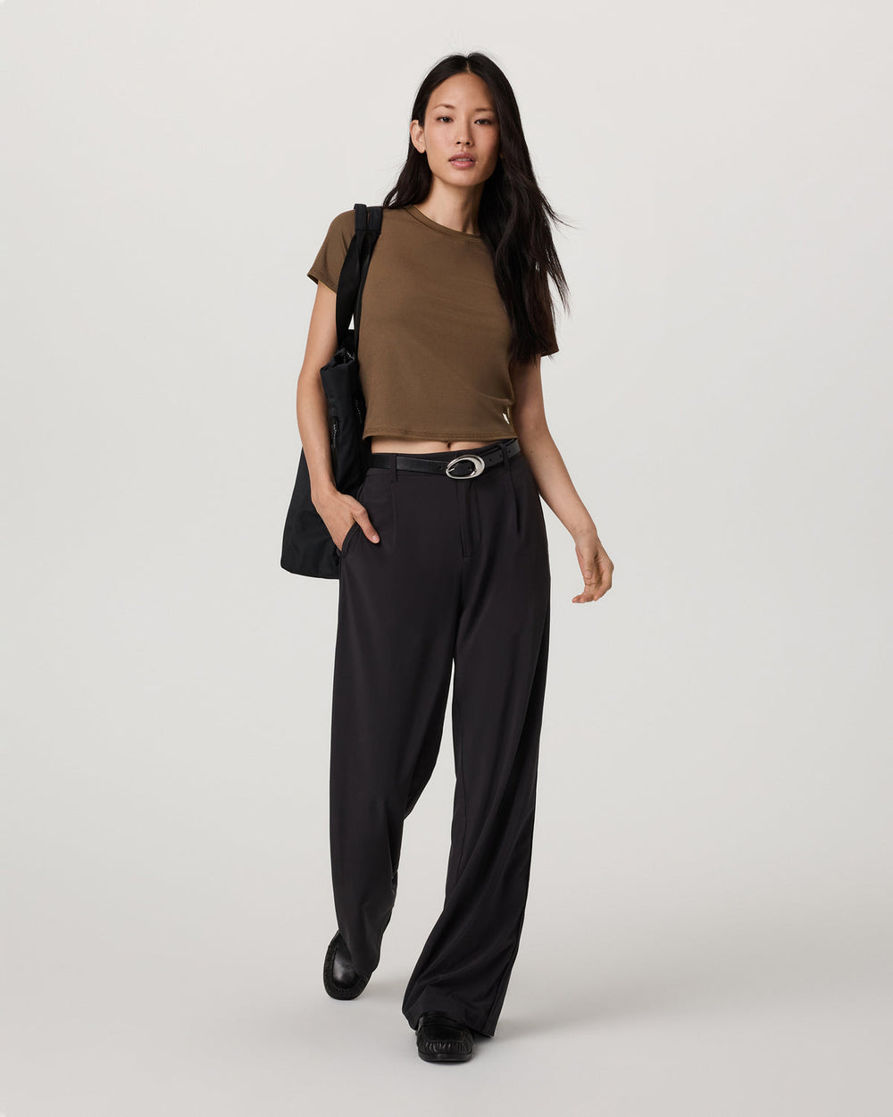 Pose Fitted Tee Women's Espresso T-Shirt | Vuori shop