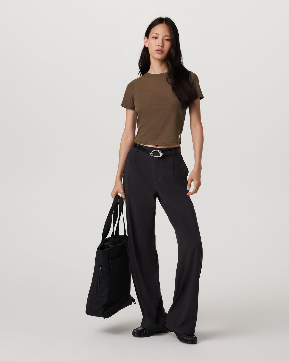 Pose Fitted Tee Women's Espresso T-Shirt | Vuori shop