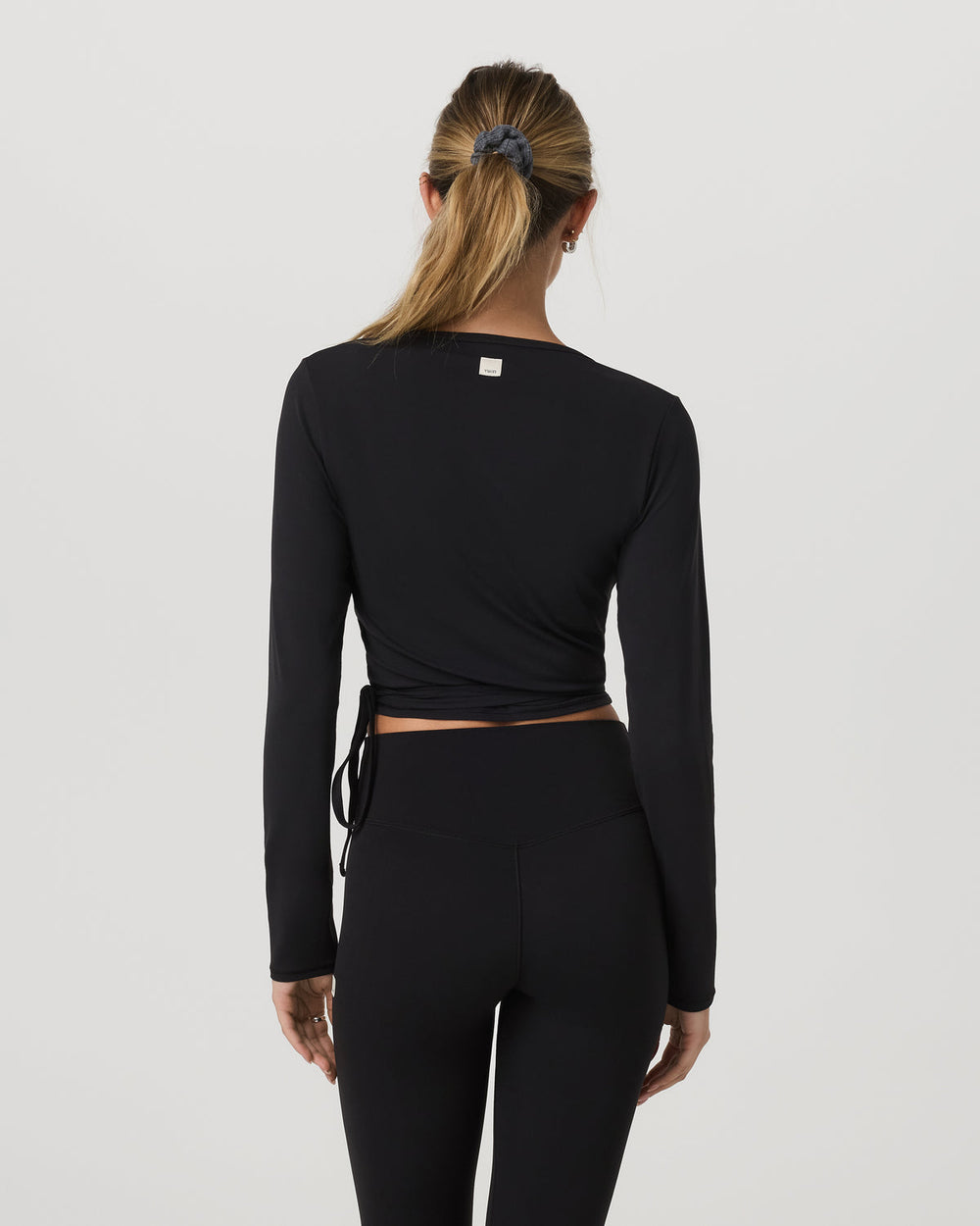 Vuori AllTheForm™ Wrap Top Women's Black Wrap Top | Vuori outlet