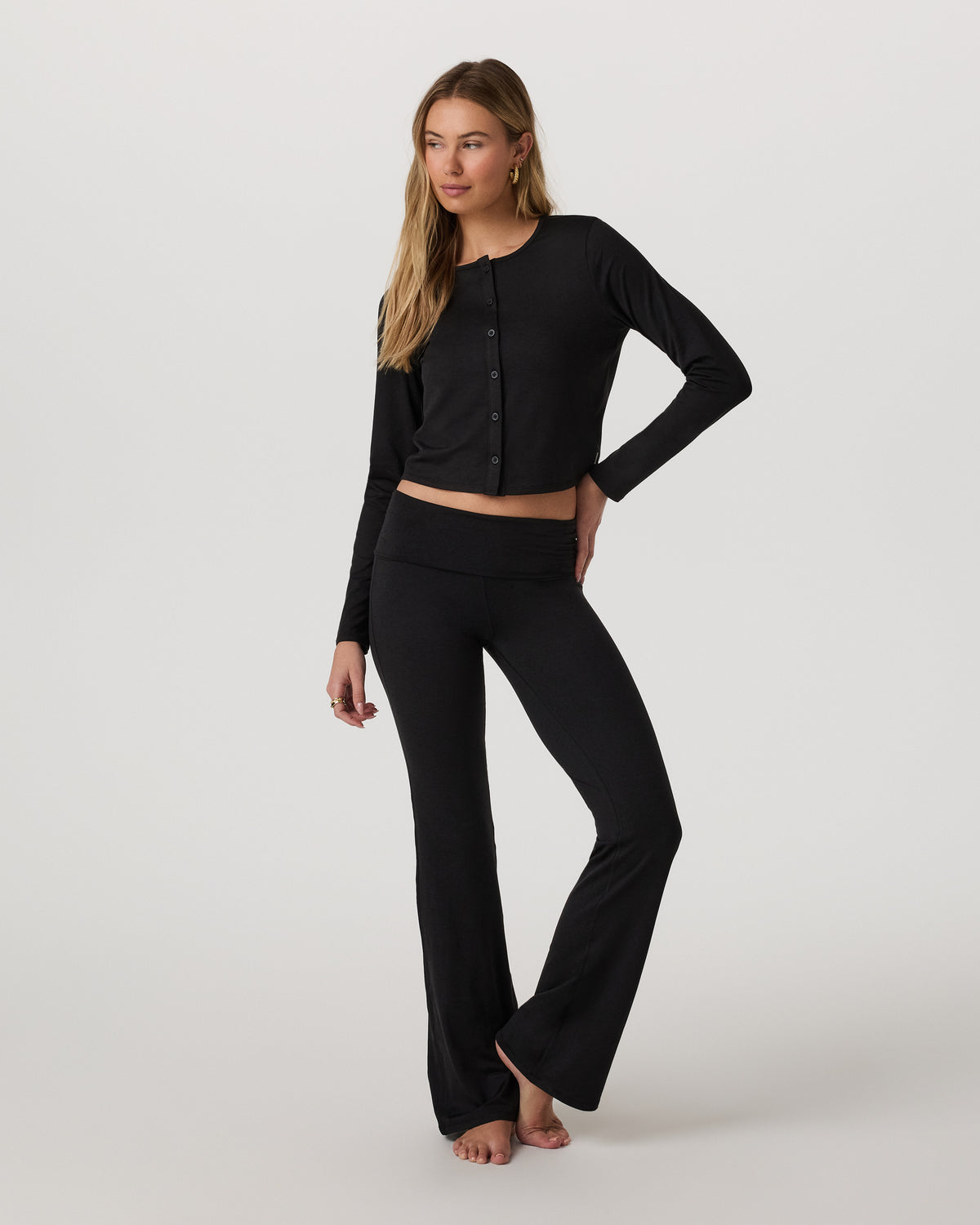 Halo Cardigan 2.0 Black Heather | Vuori shop