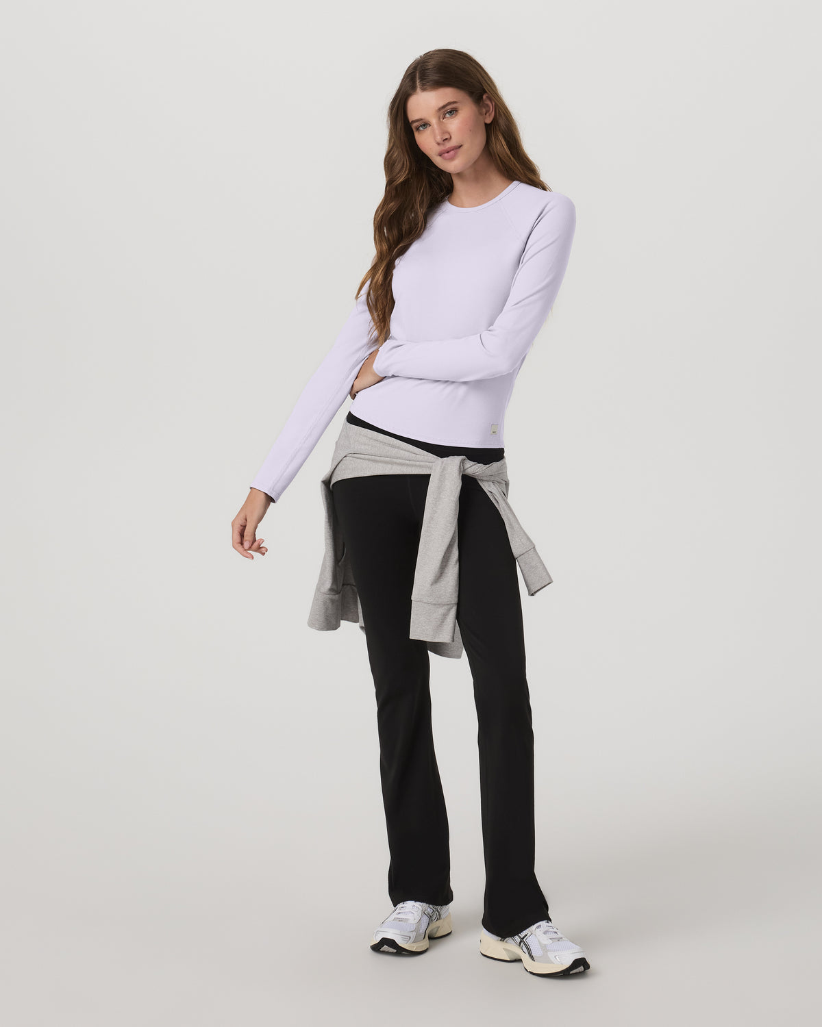 Long Sleeve Pose Crew Women's Lavender Ice Crewneck | Vuori outlet