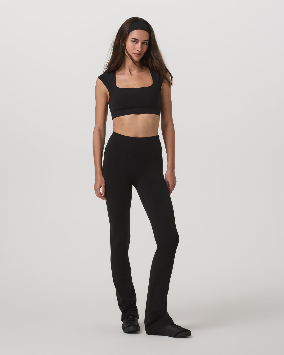 Vuori AllTheForm™ Short Sleeve Bra Women's Black Sports Bra | Vuori discount