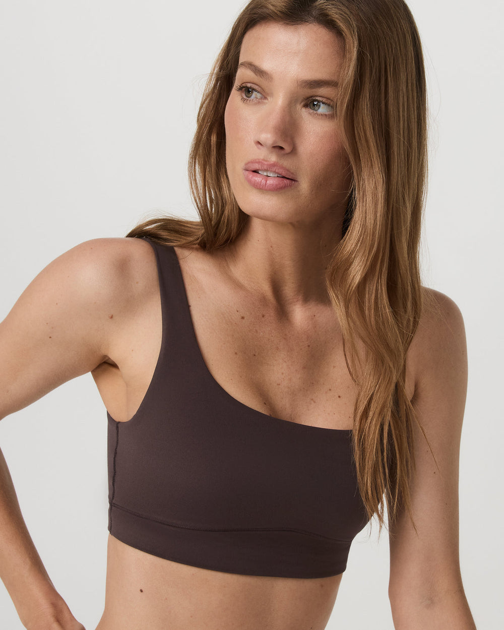 Vuori AllTheForm™ Bra Women's French Roast Sports Bra | Vuori sale