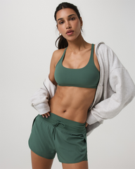 Yosemite Bra Women's Agate Green Strappy Sports Bra | Vuori outlet