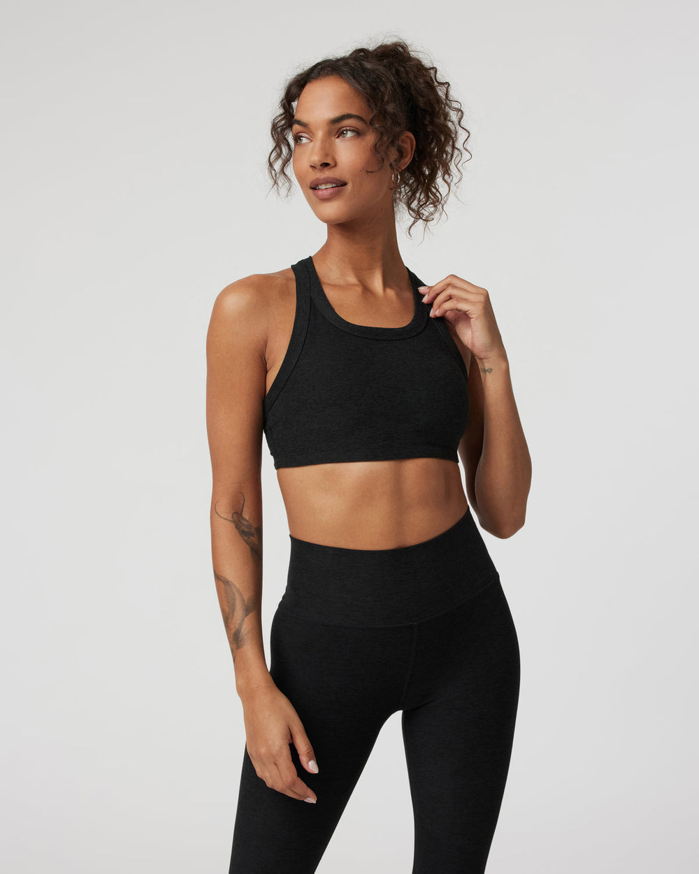 Elevation Racer Bra Black Racerback Sports Bra | Vuori online