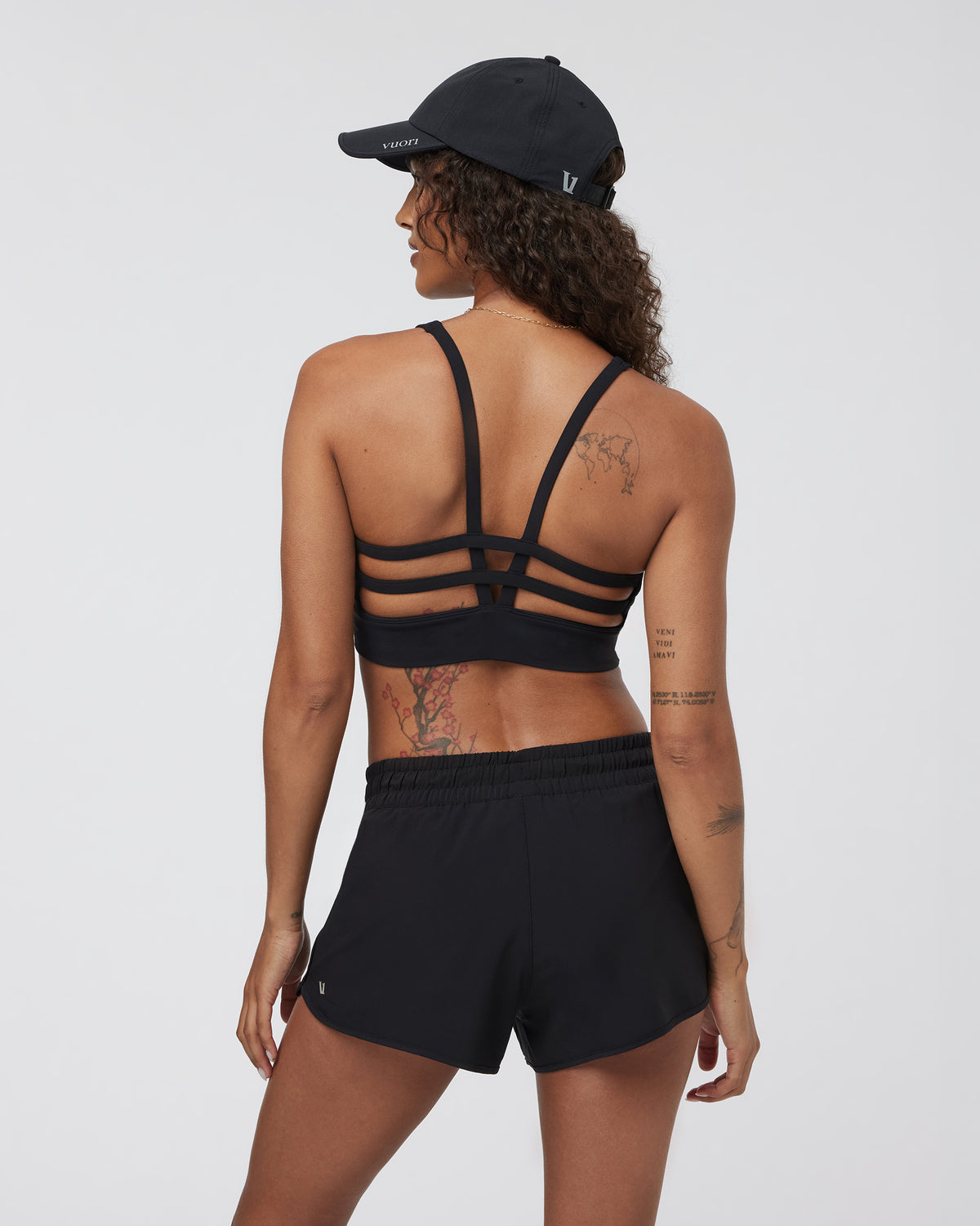 Yosemite Longline Bra Black Strappy Sports Bra | Vuori onsale