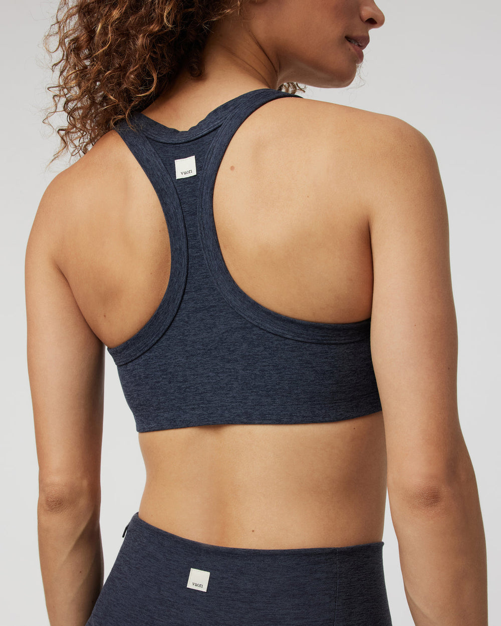 Elevation Racer Bra Midnight Racerback Sports Bra | Vuori outlet