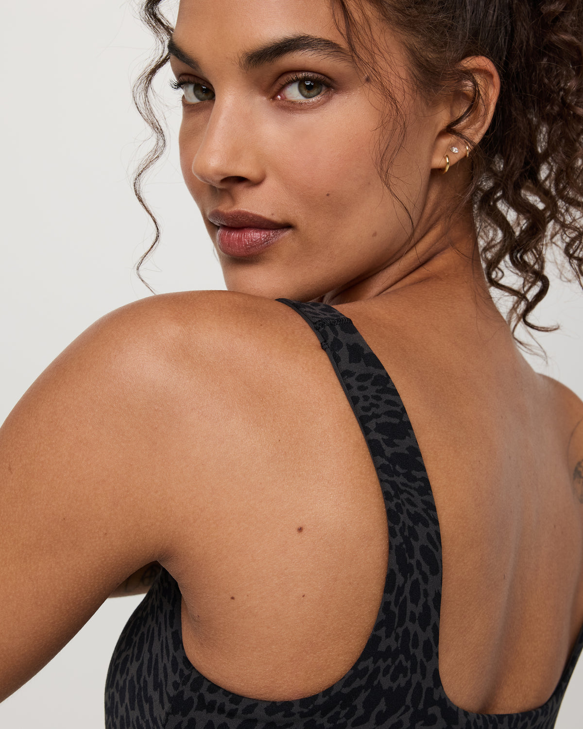 Vuori AllTheForm™ Bra Black Blurred Torrent Sports Bra | Vuori shop