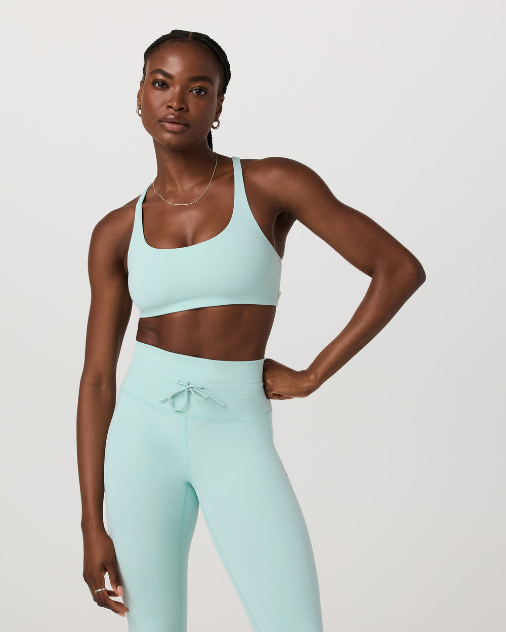 Yosemite Bra Women's Spearmint Strappy Sports Bra | Vuori onsale
