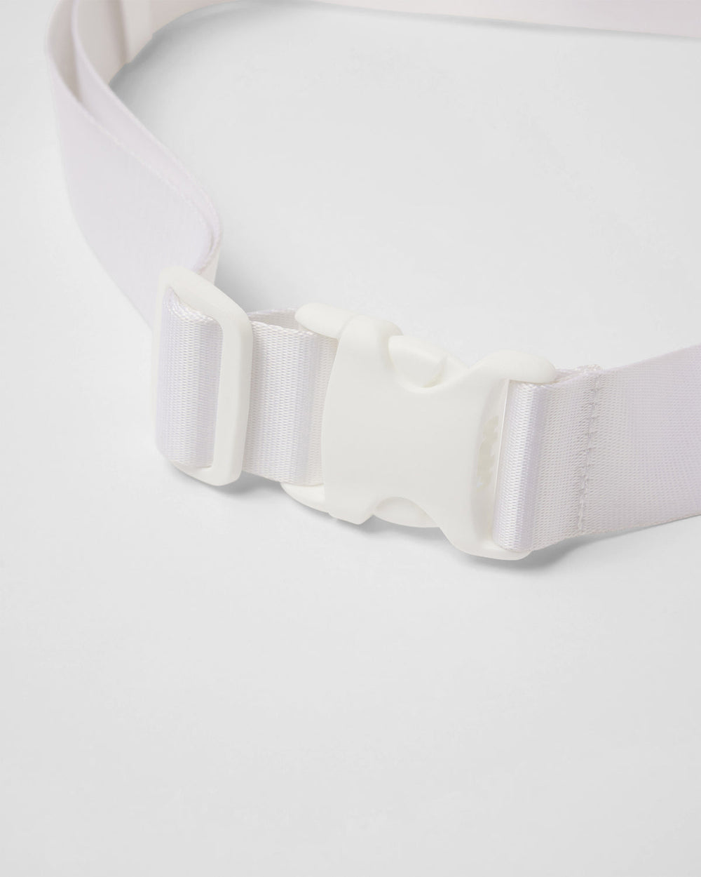 All Around Hip Pack White Waist Bag | Vuori online