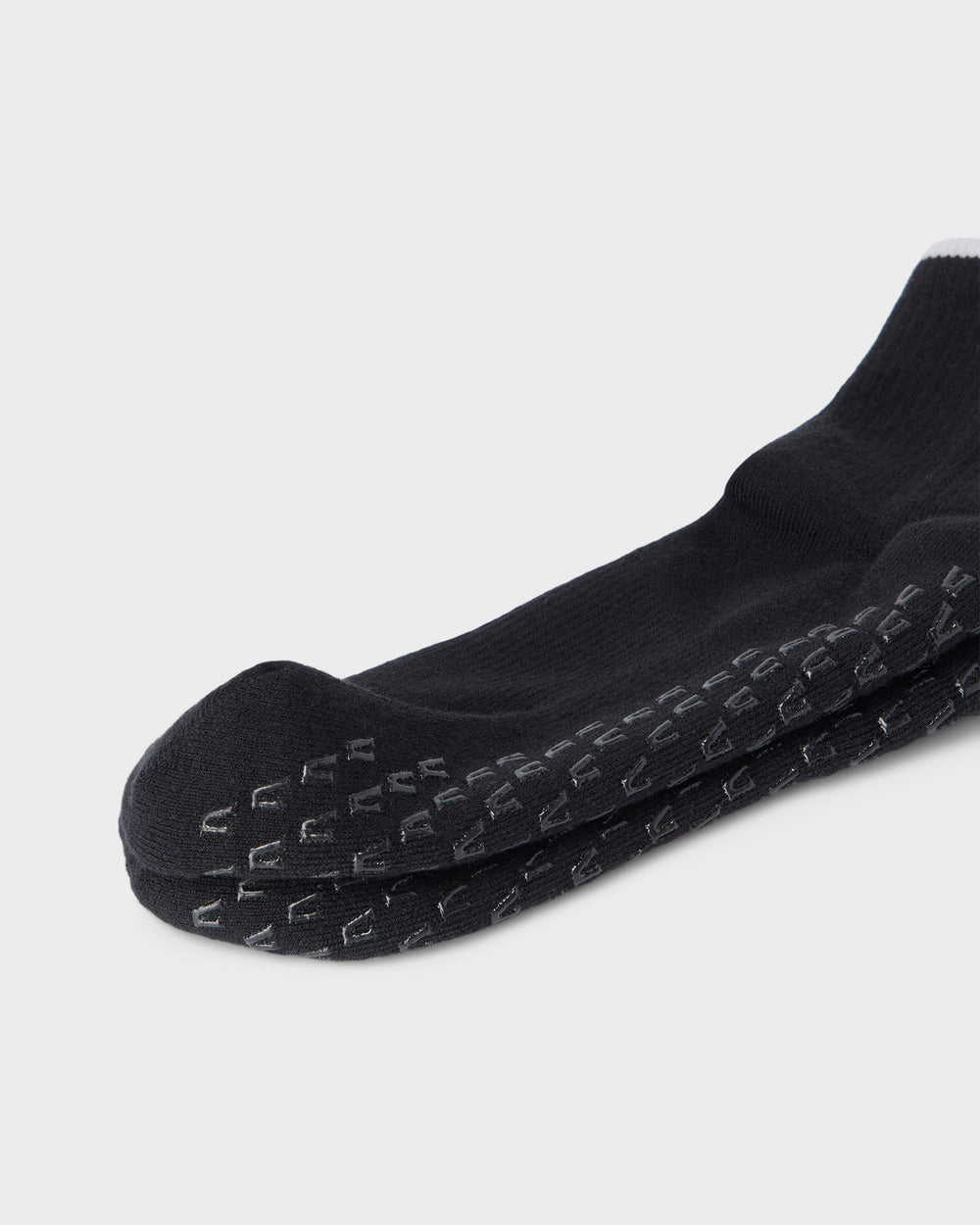 Half Crew Gripper Sock Black Grip Socks | Vuori online