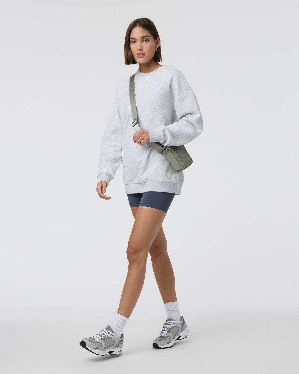 Restore Oversized Crew 2.0 Pale Grey Heather | Vuori outlet