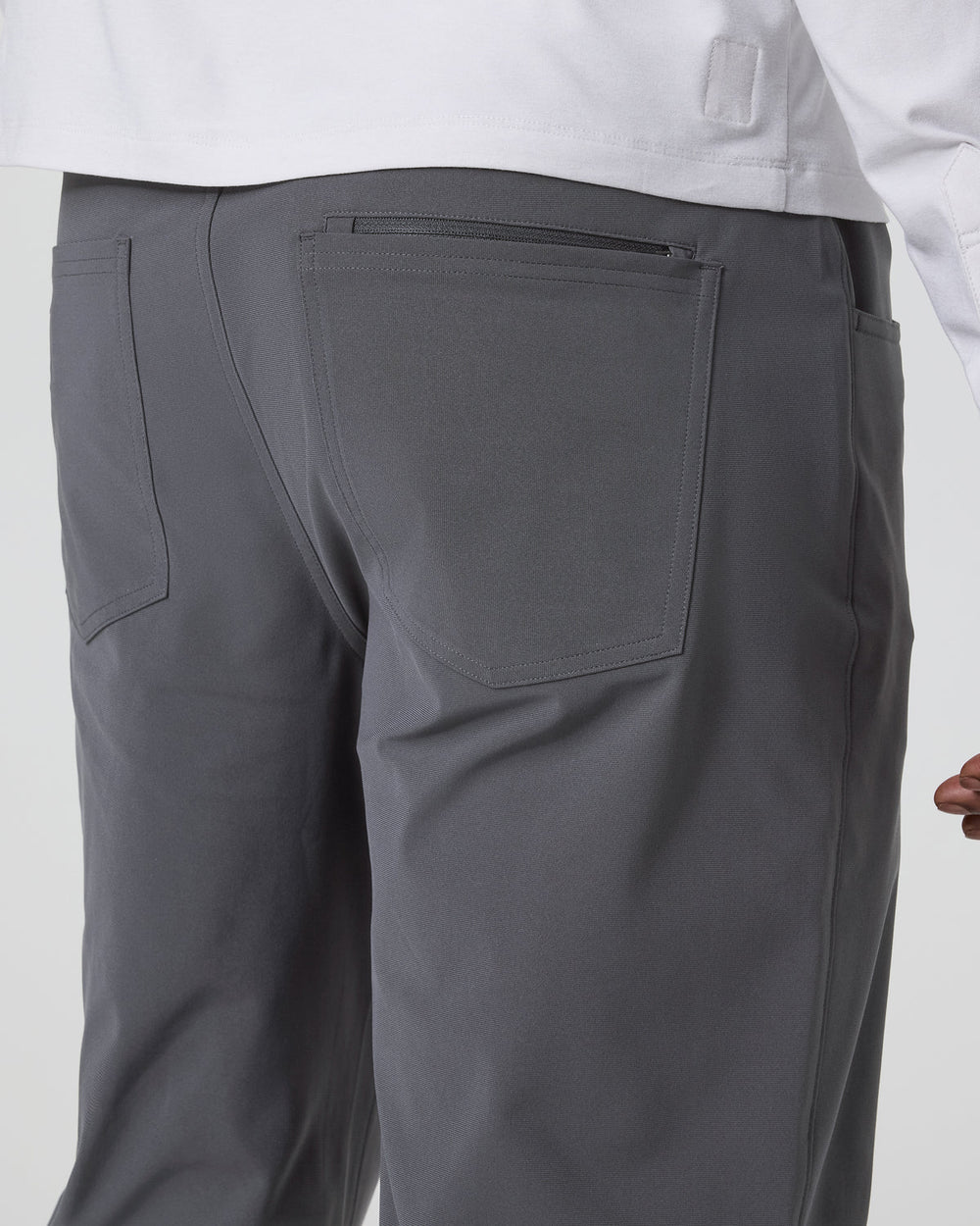 Meta Pant Classic Fit 30" Charcoal | Vuori onsale