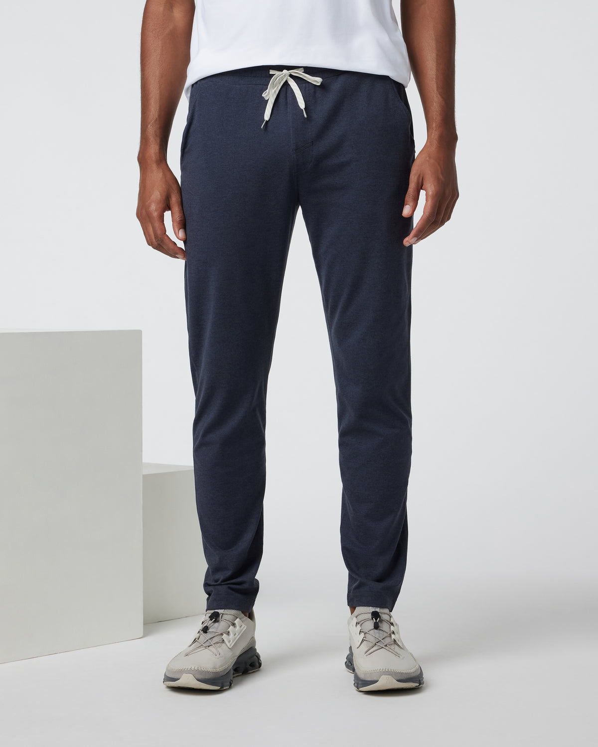 Ponto Performance Pant Men's Midnight Heather Pants | Vuori online