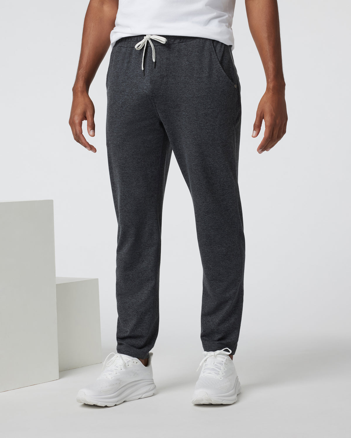Ponto Performance Pant Men's Charcoal Pants | Vuori discount