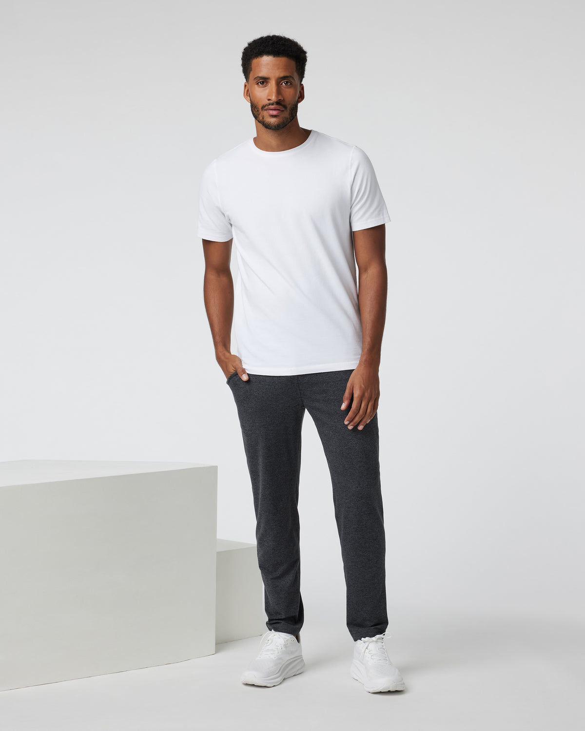 Ponto Performance Pant Men's Charcoal Pants | Vuori discount