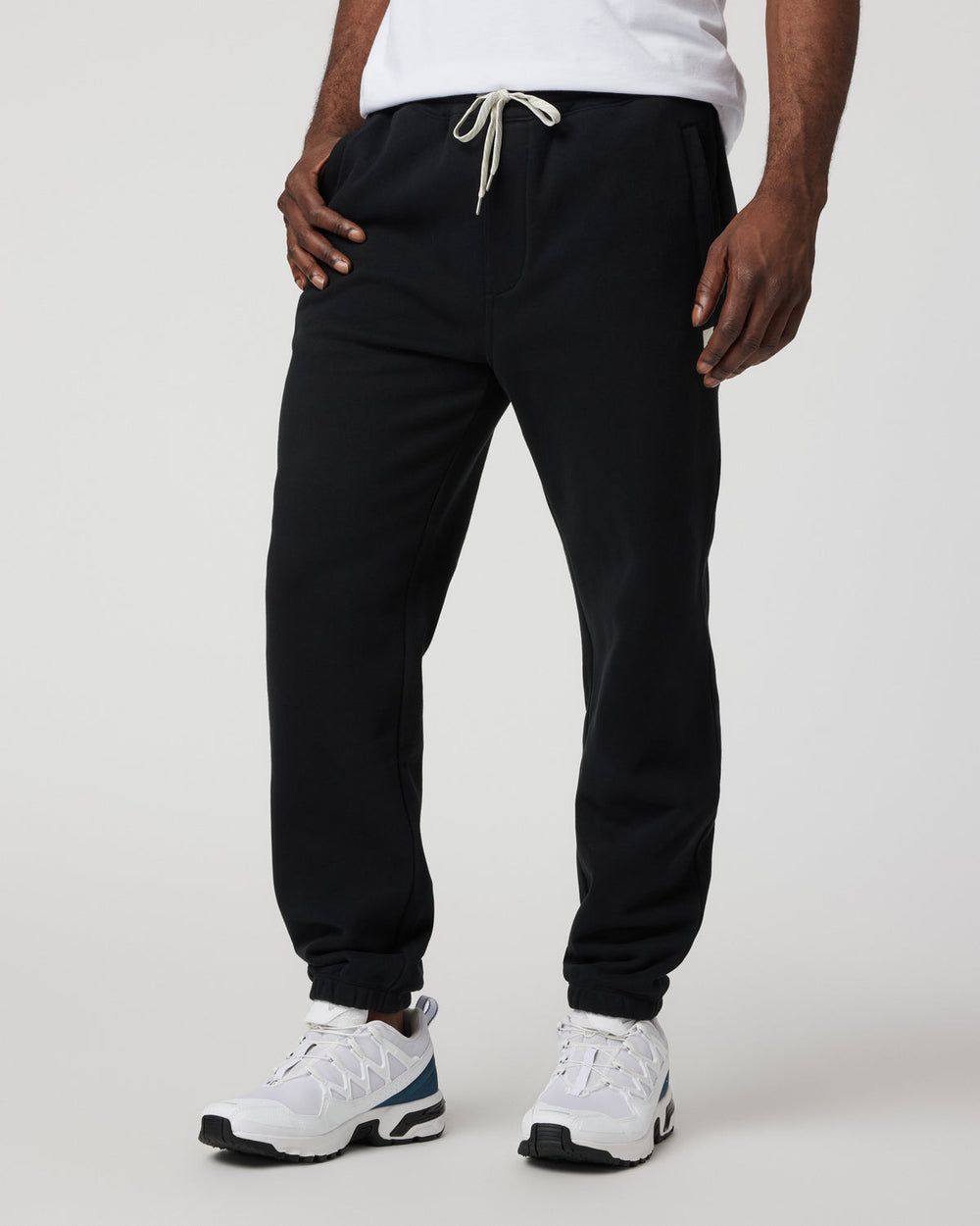 Seaside Sweatpant 28" Men's Relaxed Fit Black Sweatpant | Vuori onsale